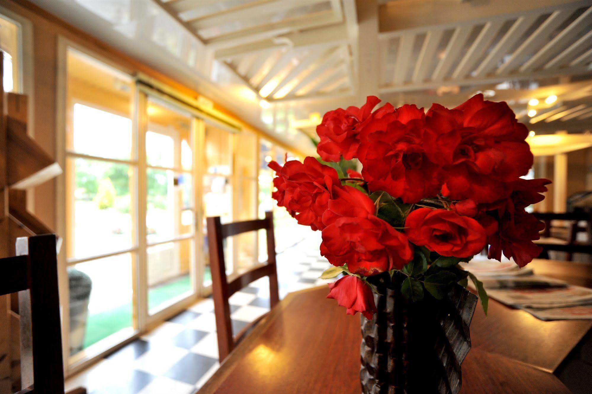 Hotel 4 Saisons Onet-le-Château Esterno foto