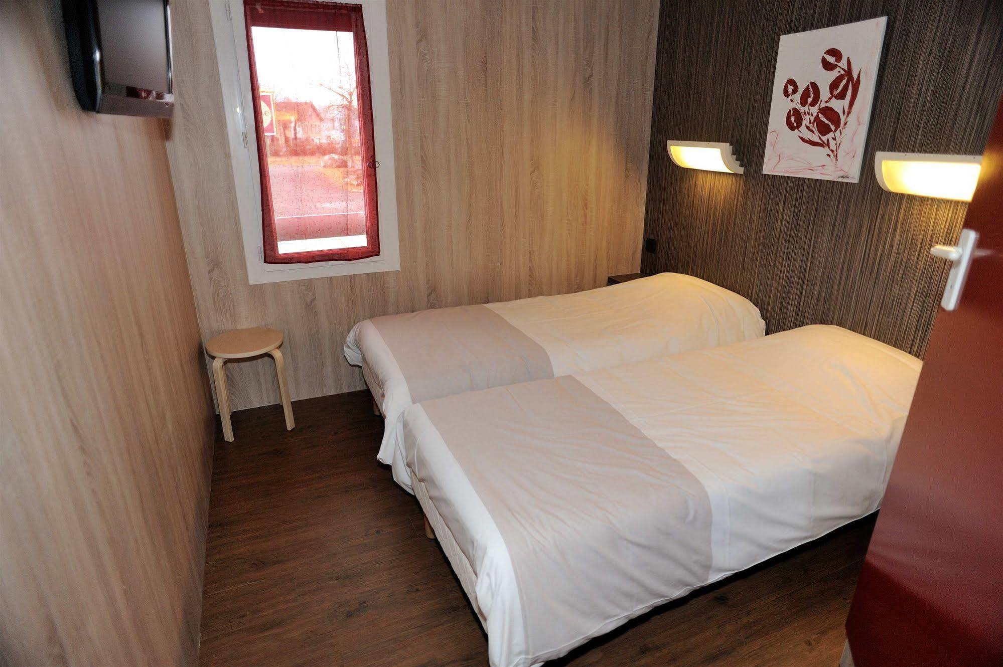 Hotel 4 Saisons Onet-le-Château Esterno foto